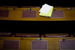 Πενήντα στελέχη τραπεζών στους εισαγγελείς για τα δανεια κομμάτων