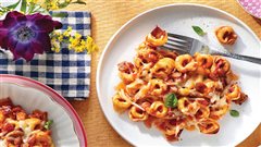 Τορτελίνια με σάλτσα ντομάτας