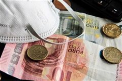 Κορονοϊός: Επίδομα 533 ευρώ σε 500.000 επαγγελματίες τον Μάιο
