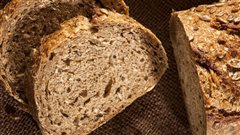 Ψωμί πολύσπορο ολικής άλεσης