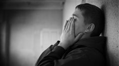 Σοκ: Ένας στους τέσσερις εφήβους στην Ελλάδα έχει σκεφτεί να βλάψει τον εαυτό του