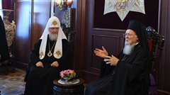Η Ρωσική Εκκλησία διακόπτει κάθε δεσμό με το Οικουμενικό Πατριαρχείο